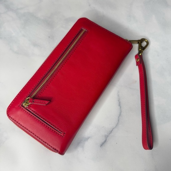 Fossil Emma Crimson RFID Zip Large Wristlet Wallet - Picture 6 of 9